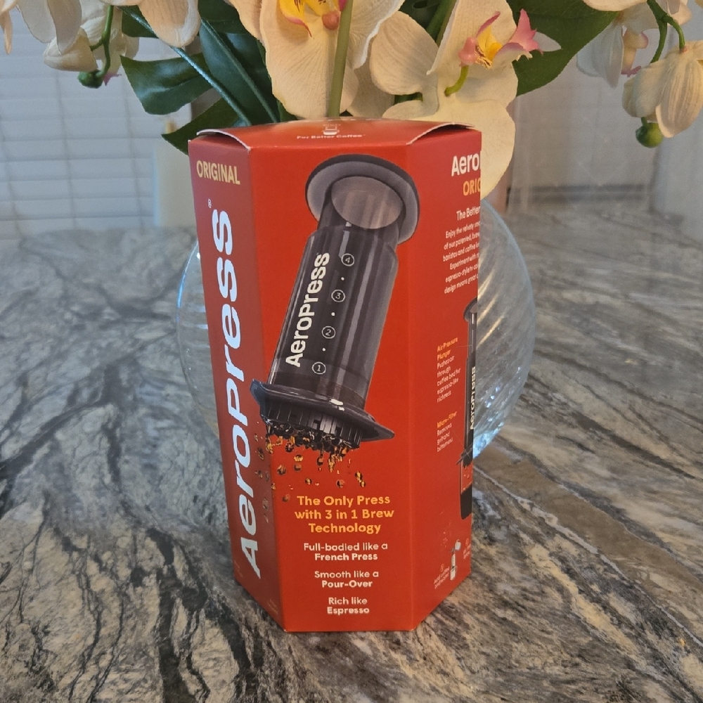AeroPress Original Coffee Maker - Red Box